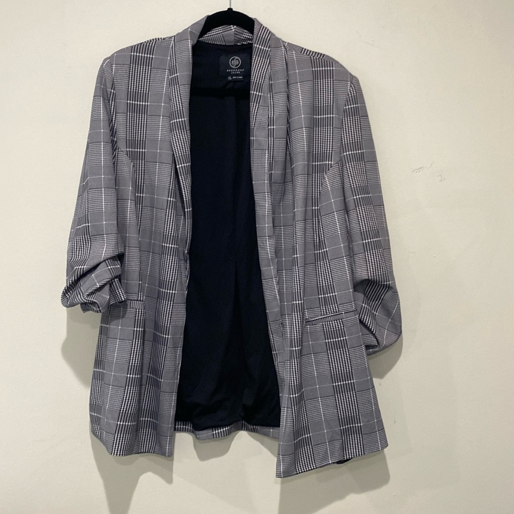 Charlotte Russe Black and White Plaid Blazer